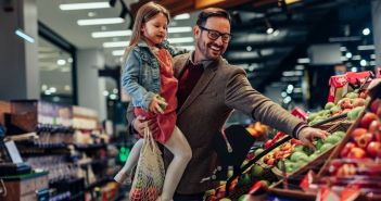 Edeka-Center Warnow Park: Ein Paradies für Bio-Liebhaber (Foto: AdobeStock 495991325 bernardbodo)