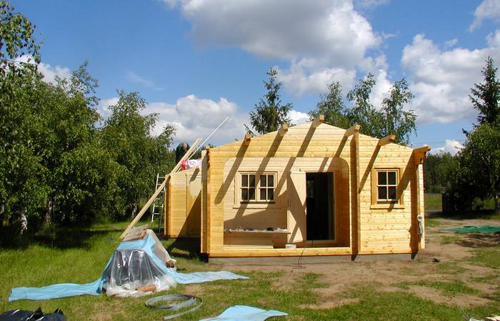 Die Kampagne „Holz rettet Klima“ soll daher Möglichkeiten aufzeigen, mit denen Gebäude beinahe „für die Ewigkeit“ gebaut werden können und das ganz ohne Verwendung von Stahl und Beton. (Foto: AdobeStock - 2669738 Pittiplatsch)