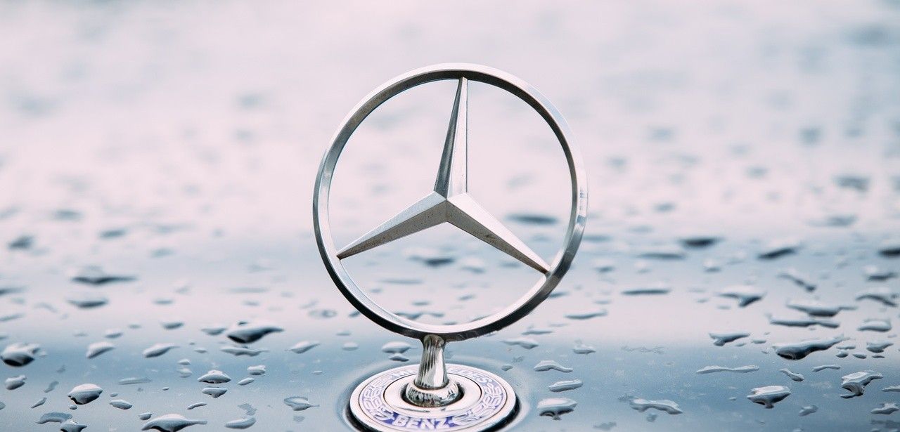 Entscheidung über Musterfeststellungsklage gegen Mercedes steht (Foto: AdobeStock - Grigory Bruev 369695635)