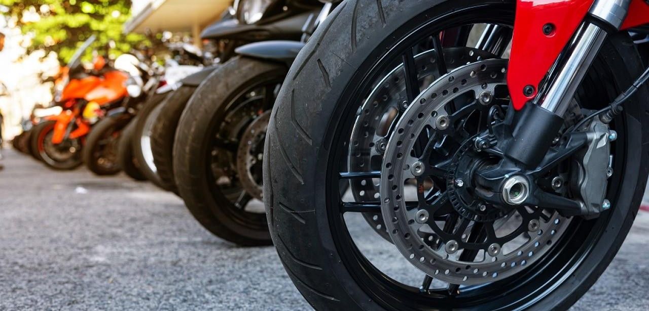 Neue Regelung zur Motorradreifenabnahme sorgt für (Foto: Reifen24.de)