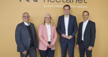 Zusammenarbeit von Politik, Wirtschaft und Bahn schafft vorbildliche Infrastrukturkooperation Gleisumlegung in Hausach ermöglicht Kranbahnbau und direkten effizienten (Foto: nectanet)