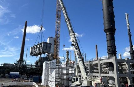 Erste E-Heater-Module treffen planmäßig auf BODU-Baustelle im Rheinland (Foto: Shell Deutschland)