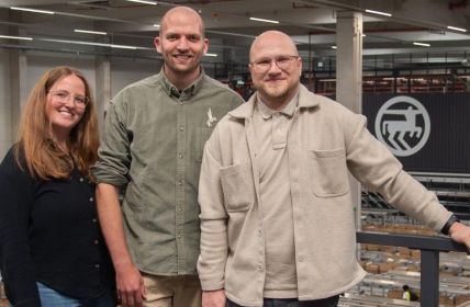 ROSSMANN E-Commerce Lager integriert plastikfreie PapairSheets und PapairBags (Foto: Papair GmbH)